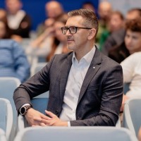 Adrian Amarghioalei